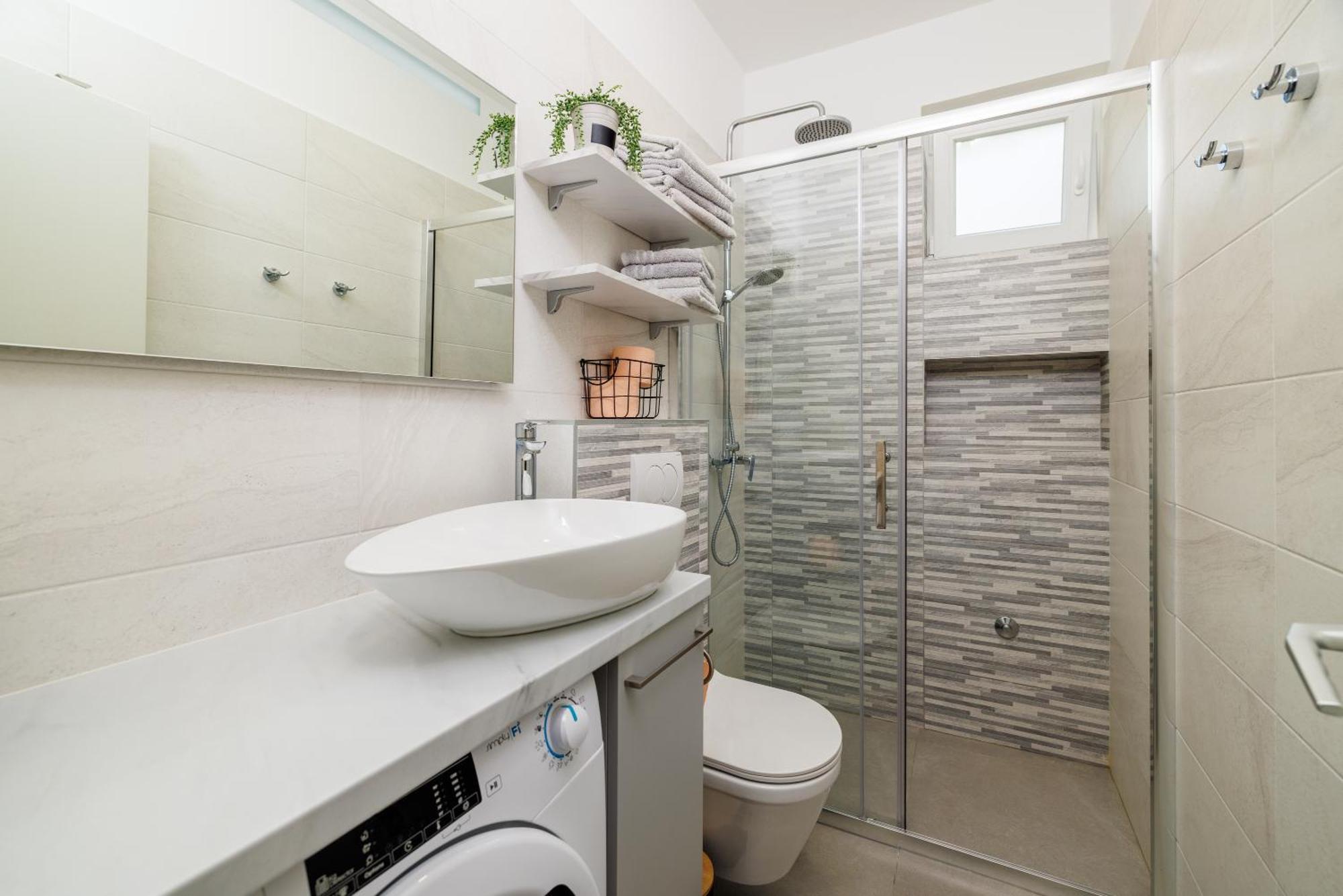 Apartmani Viktorija Jadranovo Eksteriør billede
